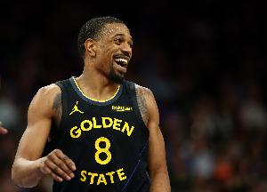 内外开花！梅尔顿12中7拿到21分4板5助 三分6中4