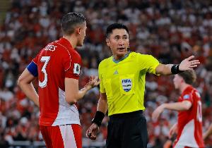 博主：上届世界杯后马宁执法了亚洲杯和亚冠决赛，参与世俱杯执法