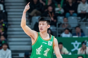 尽力了！王岚嵚12中6拿20分6板4助 末节和加时1两次罚球追平比分