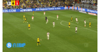 吉拉西接队友传球抹入禁区，左脚爆射击中横梁