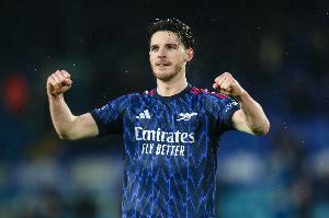 赖斯在两支球队都达成英超首发100场，英超历史第5年轻