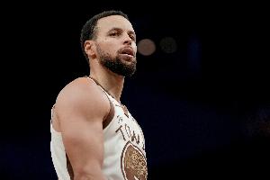 库里谈动力：赛季初的期望肯定高得多 但只要上场都要全力以赴