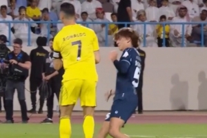 半场-胜利暂1-0阿科多 C罗连场破门+生涯第968球