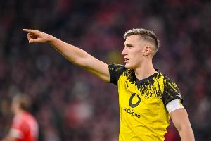 赫迪拉谈施洛特贝克被嘘：刚刚续约就可能离队，没有球迷会喜欢