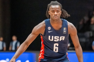 未来之星?热门秀霍尔特18中9&三分9中4砍下24分8板7断!