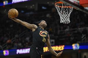 后劲不足！三节打完残阵骑士仅领先奇才4分 最多曾领先25分