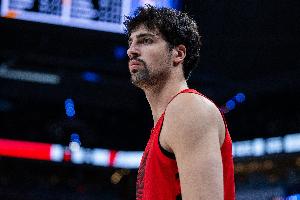 收官战开拓者先发：阿夫迪亚、亨德森、霍勒迪、卡马拉、克林根