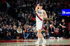 还要努力！杨瀚森共出战43场 场均7分钟2分1板&命中率31%/12%/82%