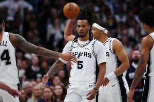 卡斯尔:我们终于能圈季后赛的比赛日期了 目标是能走得更远