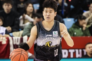 毫无状态!姜伟泽6中1仅拿4分2板5助 正负值-13