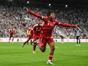 希勒：恩古莫哈应首发出战巴黎，他给利物浦带来能量和新鲜感