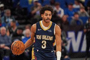 弃用启用又弃用启用！普尔本季共出战39场 场均13.4分2.0板3.1助