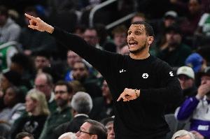 詹姆斯：马祖拉是个极其出色的教练 他不害怕批评球队任何人