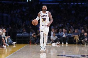 斯玛特:火箭开局肯定想压着我们打 我们要展现出最硬的心气