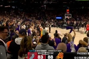 持续发力!杰伦·格林中投还有 狄龙反击得手率队轰11-0打停对手