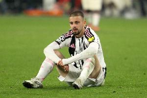 土媒:贝西克塔斯与热格罗瓦的经纪人联系,球员愿意今夏离开尤文