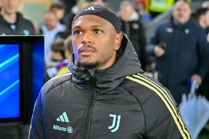 意媒：奥蓬达今夏更可能以外租方式离开尤文