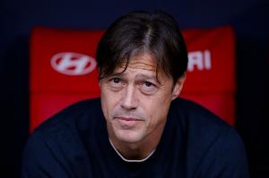 阿尔梅达抨击塞维利亚管理层:通知我下课前一天还说让我继续执教