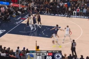 这5分太关键！桑托斯三分球+篮下补篮 帮助勇士迫近比分