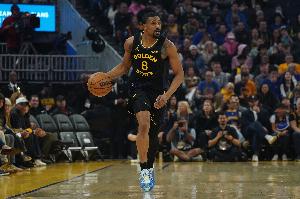 好球员！梅尔顿场均12.3分3.2板2.6助1.6断 三分命中率略低