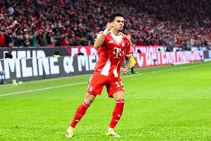 赫内斯：红军1.5亿买伊萨克7000万卖迪亚斯，现在肯定后悔得不行