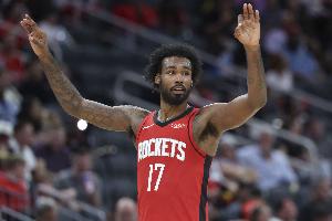 替补打得确实好！伊森7中7超高效拿下16分10板2助3断