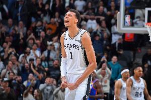 或横扫？系列赛晋级概率更新：马刺高达95% 开拓者仅5%